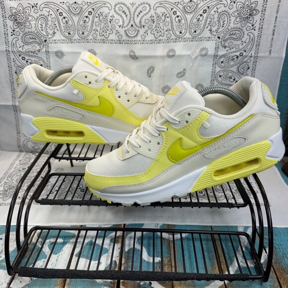 Nike Air Max 90 SE Princess Charming Yellow Voltage White DJ5198-100 Size 7.5 - Picture 1 of 10